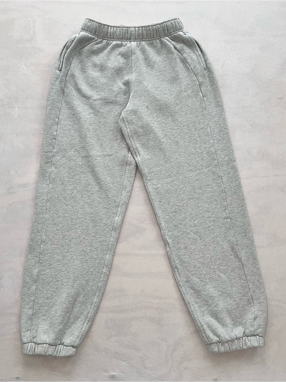 Lululemon Women’s Scuba Mid-Rise Oversized Jogger Regular Heathered Medium Grey